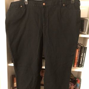 Black jeans with pockets in front and back.